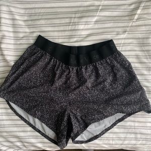 Outdoor voices shorts